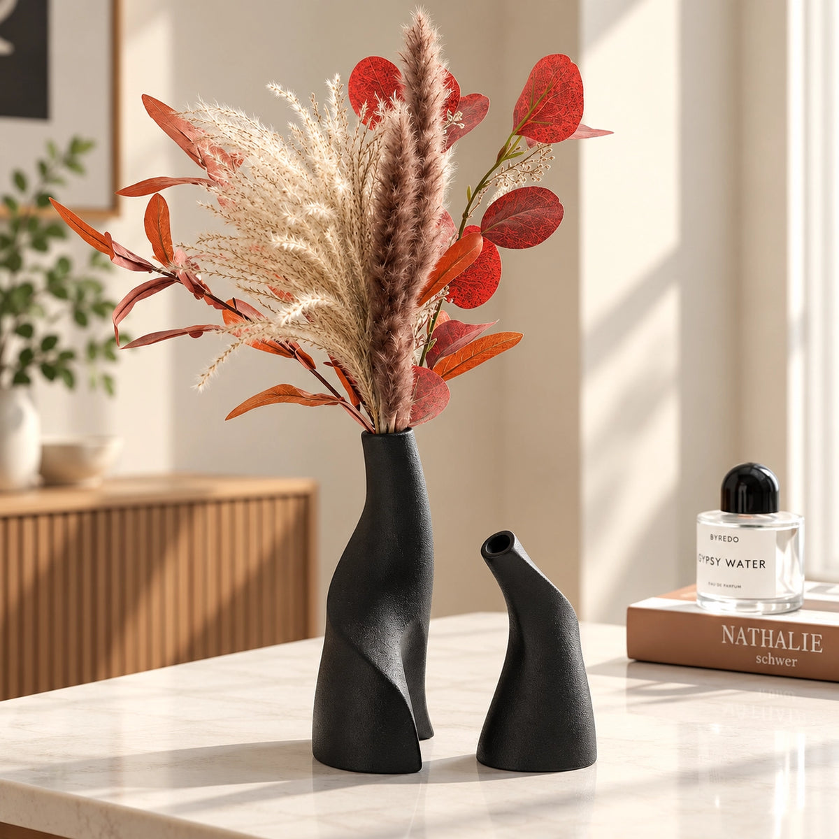 Nordic Sculptural Ceramic Vase – Modern Luxury Home Décor