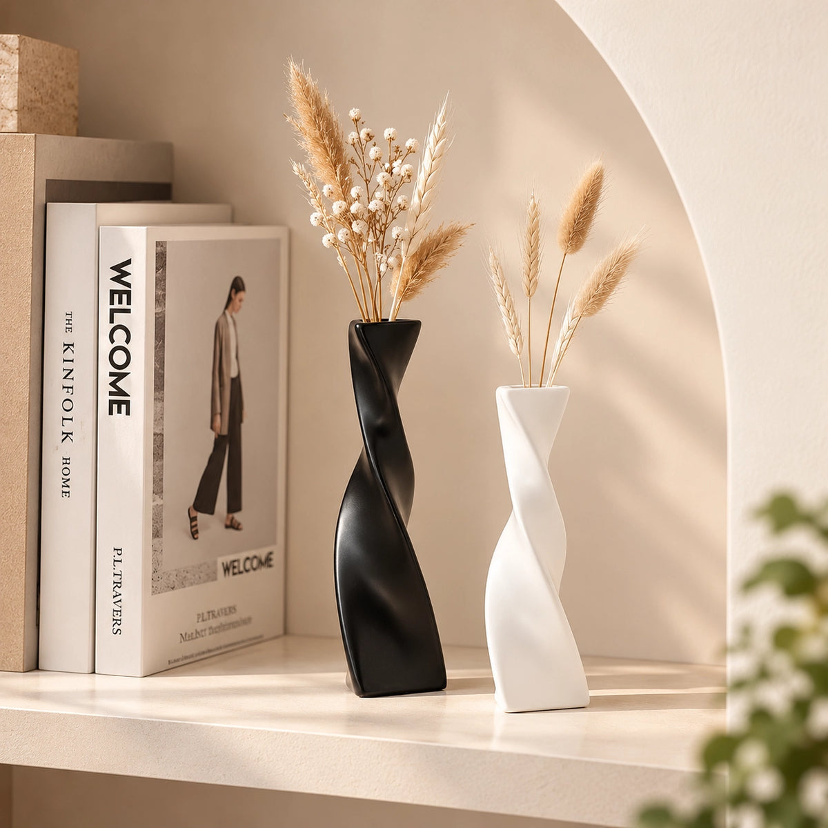 Nordic Style Twisted Ceramic Vase for Home Décor